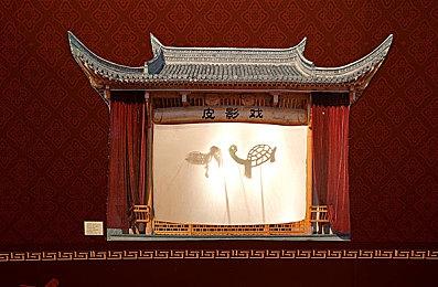 派拉蒙：制作海绵宝宝三部衍生片一部大电影